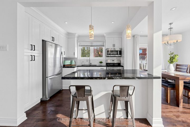 Photo 12 at 8 Rintella Court, Bendale, Toronto