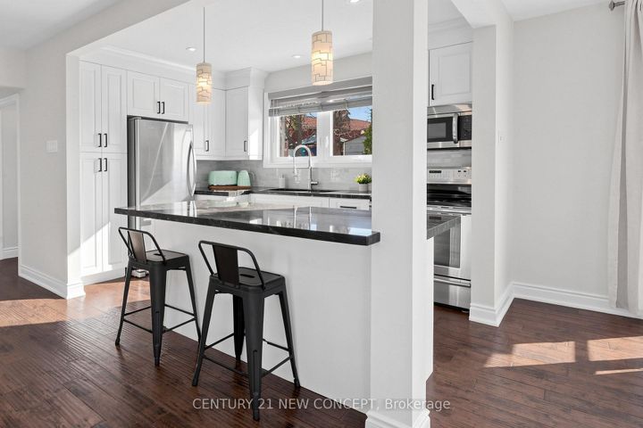 Photo 18 at 8 Rintella Court, Bendale, Toronto