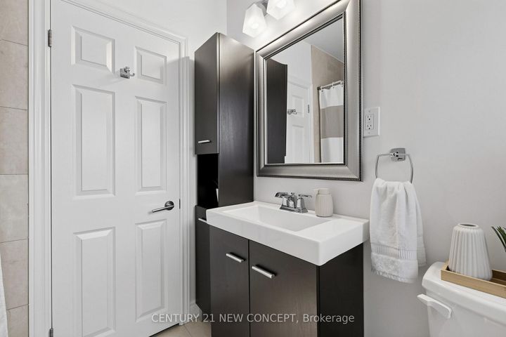 Photo 22 at 8 Rintella Court, Bendale, Toronto