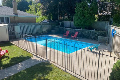 Photo 35 at 8 Rintella Court, Bendale, Toronto