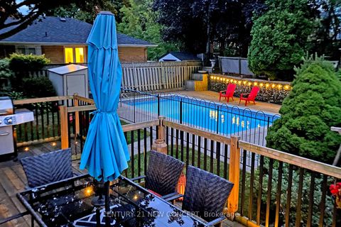 Photo 40 at 8 Rintella Court, Bendale, Toronto