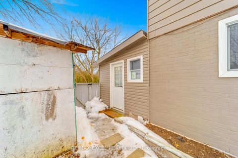 Photo 23 at 57 Lowry Square, Malvern, Toronto