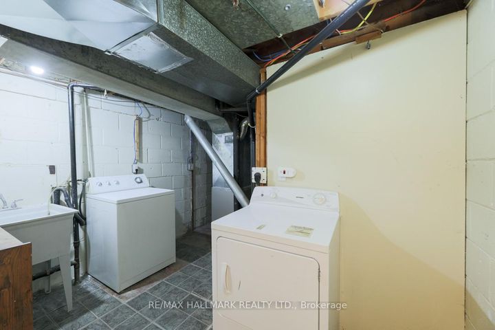 Photo 31 at 152 Santamonica Boulevard, Birchmount, Toronto