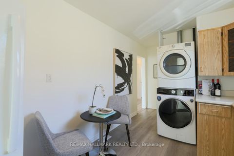 Photo 7 at 152 Santamonica Boulevard, Birchmount, Toronto