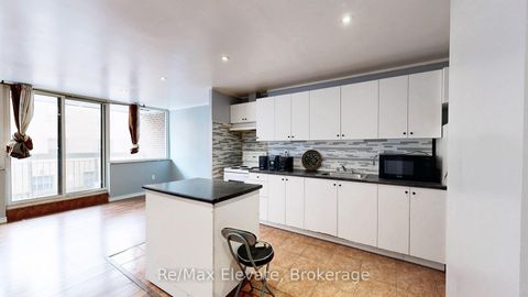 Photo 6 at 204 - 4060 Lawrence Avenue E, West Hill, Toronto