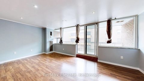 Photo 7 at 204 - 4060 Lawrence Avenue E, West Hill, Toronto