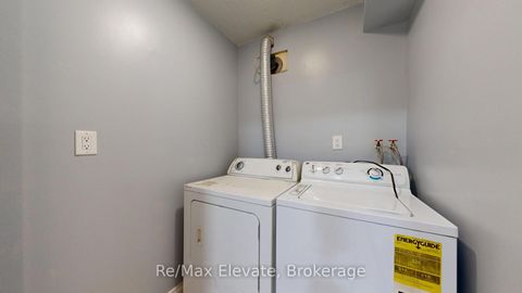 Photo 9 at 204 - 4060 Lawrence Avenue E, West Hill, Toronto