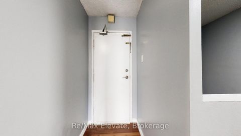 Photo 13 at 204 - 4060 Lawrence Avenue E, West Hill, Toronto