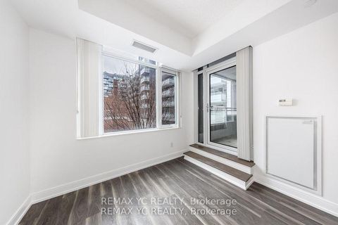 Photo 6 at 217 - 525 Adelaide Street W, Waterfront Communities C1, Toronto