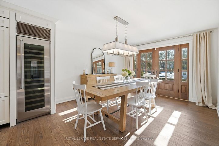 Photo 3 at 225 Weldon Avenue, WO West, Oakville