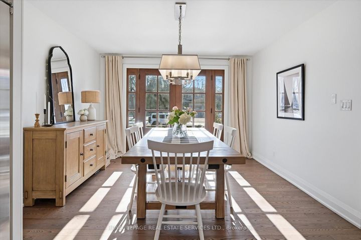 Photo 4 at 225 Weldon Avenue, WO West, Oakville