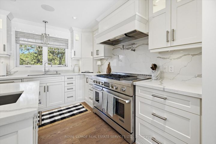 Photo 8 at 225 Weldon Avenue, WO West, Oakville