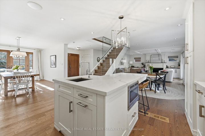 Photo 13 at 225 Weldon Avenue, WO West, Oakville