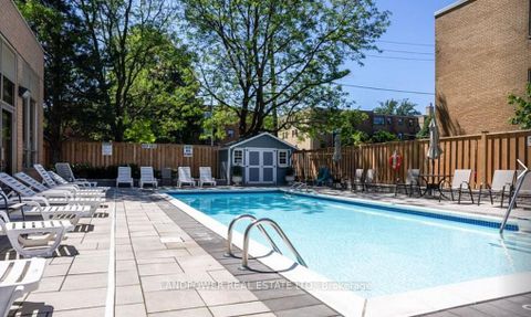 Photo 4 at 801 - 265 Ridley Boulevard, Nortown, Toronto