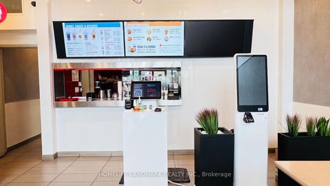 Photo 7 at 3 - 6015 Steeles Avenue E, Milliken, Toronto