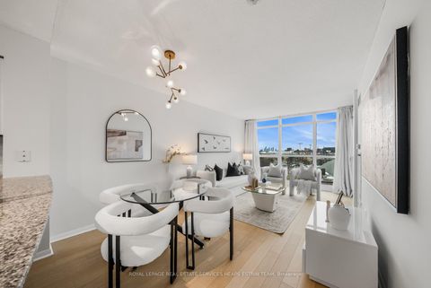 Photo 3 at 910 - 231 Fort York Boulevard, Niagara, Toronto