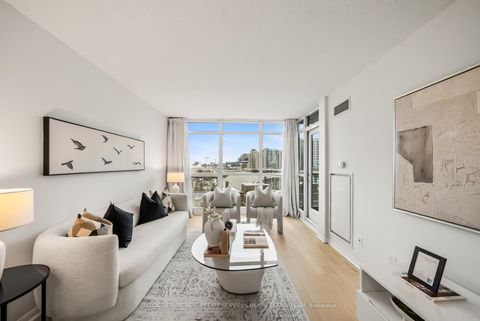 Photo 7 at 910 - 231 Fort York Boulevard, Niagara, Toronto