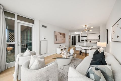 Photo 10 at 910 - 231 Fort York Boulevard, Niagara, Toronto