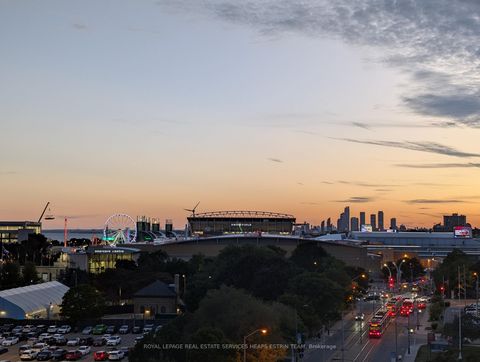 Photo 34 at 910 - 231 Fort York Boulevard, Niagara, Toronto