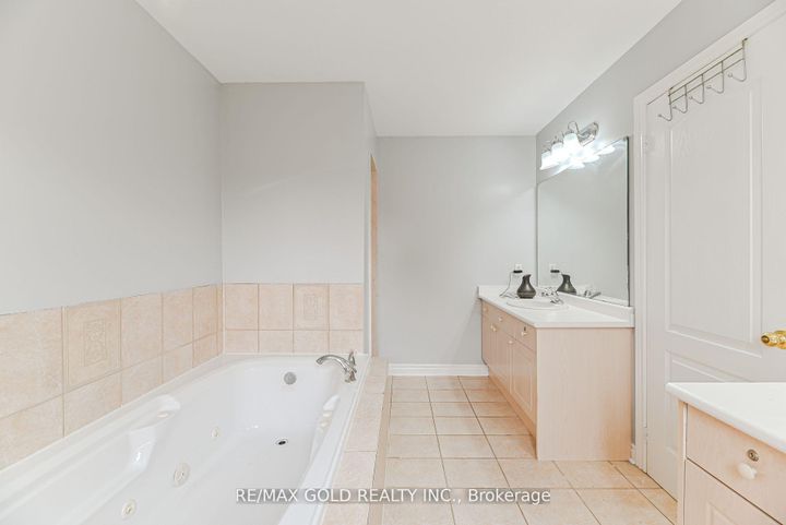 Photo 17 at 45 Treeline Boulevard, Vales of Castlemore, Brampton