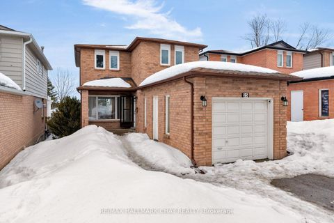 Photo 1 at 25 Garden Drive, Allandale Heights, Barrie