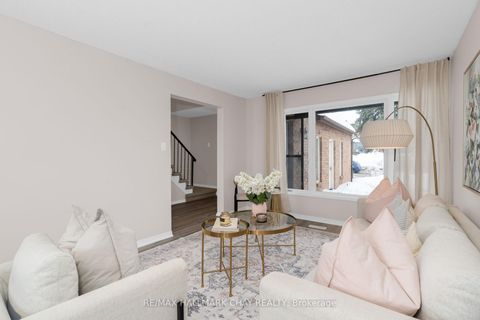 Photo 9 at 25 Garden Drive, Allandale Heights, Barrie