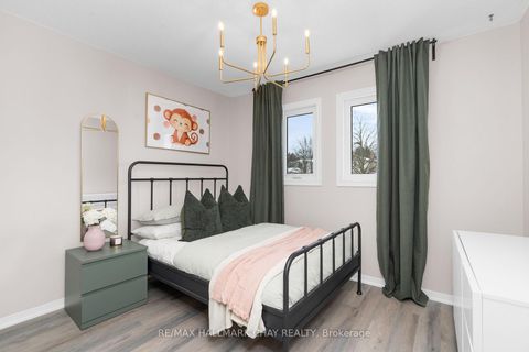 Photo 17 at 25 Garden Drive, Allandale Heights, Barrie