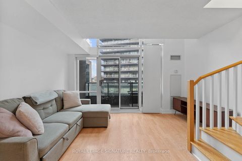 Photo 9 at 831 - 600 Fleet Street, Waterfront Communities C1, Toronto