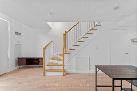 Photo 11 at 831 - 600 Fleet Street, Waterfront Communities C1, Toronto