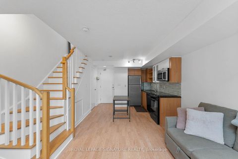 Photo 13 at 831 - 600 Fleet Street, Waterfront Communities C1, Toronto