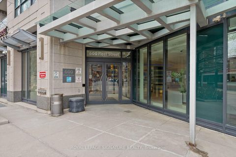 Photo 29 at 831 - 600 Fleet Street, Waterfront Communities C1, Toronto