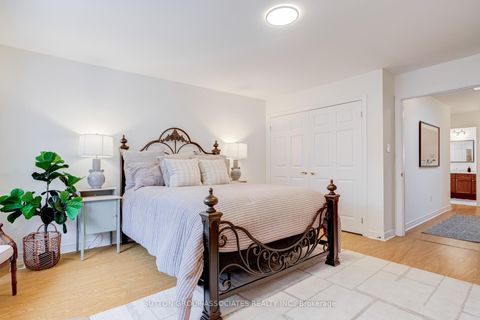 Photo 21 at 493 Clinton Street, Annex, Toronto