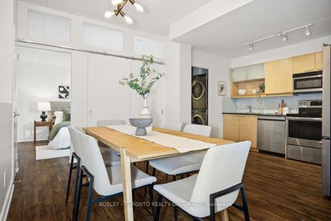 Photo 10 at 539 - 333 Adelaide Street E, Moss Park, Toronto