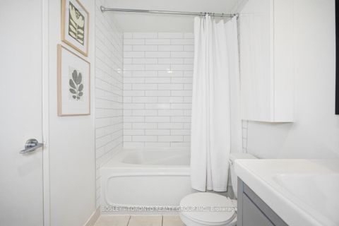 Photo 32 at 539 - 333 Adelaide Street E, Moss Park, Toronto