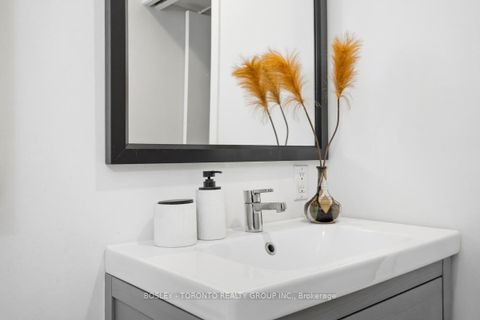 Photo 33 at 539 - 333 Adelaide Street E, Moss Park, Toronto