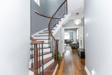 Photo 6 at 6 Mediterra Drive, Vellore Village, Vaughan