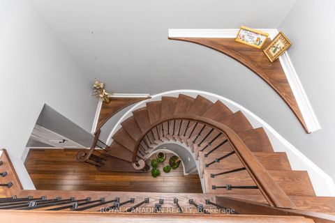 Photo 16 at 6 Mediterra Drive, Vellore Village, Vaughan