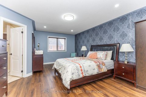 Photo 23 at 6 Mediterra Drive, Vellore Village, Vaughan