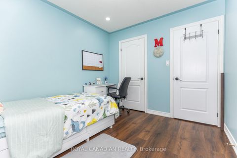 Photo 29 at 6 Mediterra Drive, Vellore Village, Vaughan