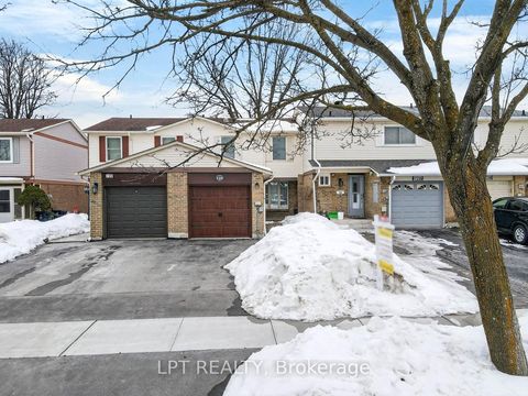 Photo 1 at 124 Grenbeck Drive, Milliken, Toronto