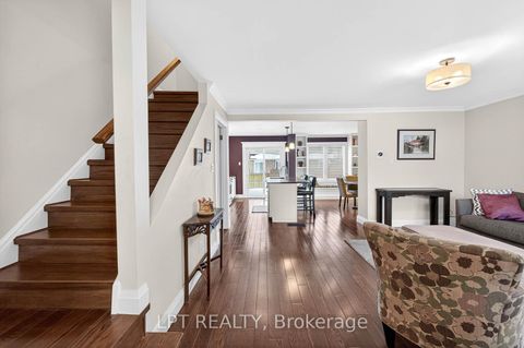Photo 14 at 124 Grenbeck Drive, Milliken, Toronto