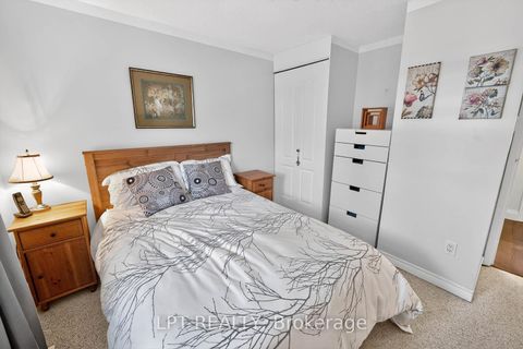 Photo 25 at 124 Grenbeck Drive, Milliken, Toronto