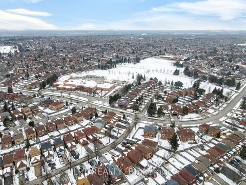 Photo 49 at 124 Grenbeck Drive, Milliken, Toronto