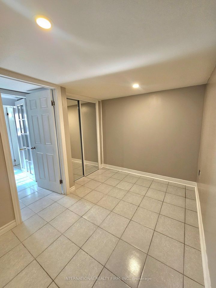 Photo 9 at 3602 Dunrankin Drive, Malton, Mississauga