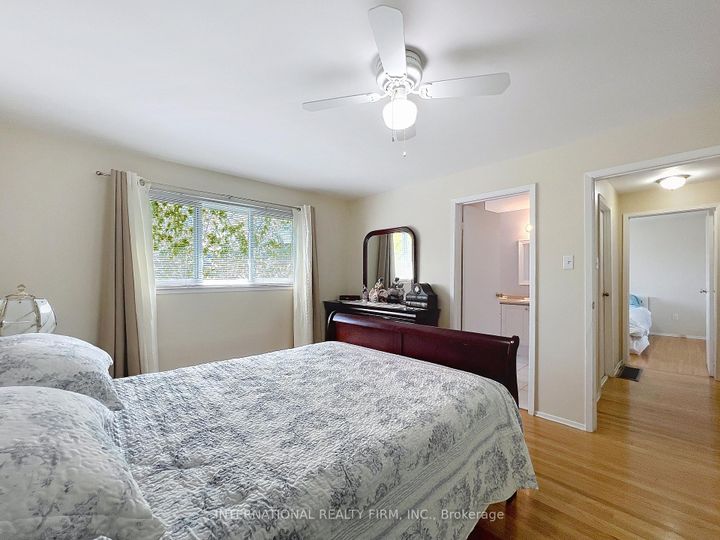 Photo 18 at 3602 Dunrankin Drive, Malton, Mississauga