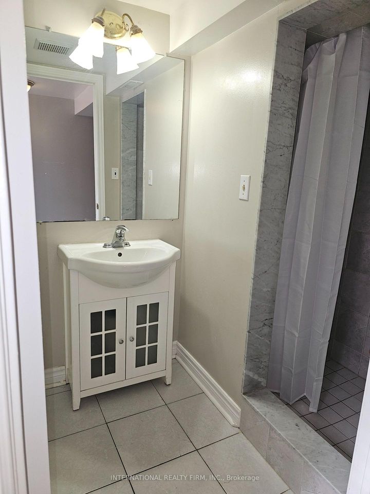 Photo 29 at 3602 Dunrankin Drive, Malton, Mississauga