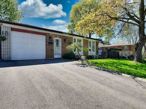Photo 1 at 3602 Dunrankin Drive, Malton, Mississauga