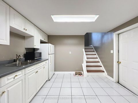 Photo 31 at 3602 Dunrankin Drive, Malton, Mississauga