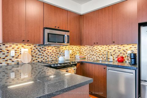 Photo 17 at 1502 - 25 Broadway Avenue, Mount Pleasant West, Toronto