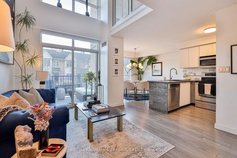 Photo 5 at 215 - 800 King Street W, Niagara, Toronto